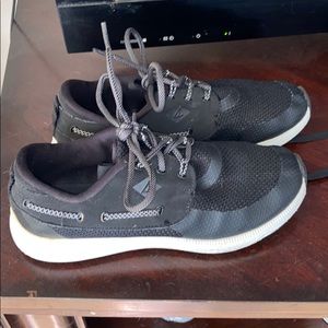 Boys Sperry athletic boat shoes size 3